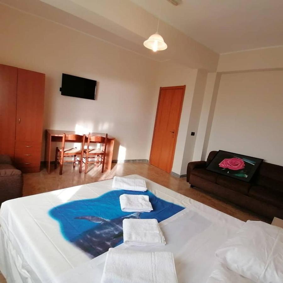 Bed And Breakfast Lagiocosa 레조디칼라브리아 외부 사진